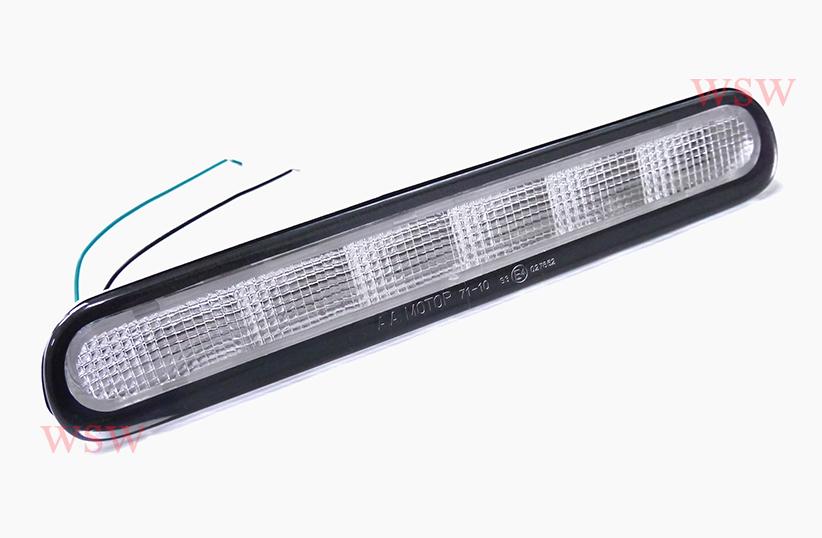 ไฟเบรคฝากระบะท้าย ไฟเบรคกระบะท้าย Toyota Vigo 2004-2015 สีขาว หลอดเป็น LED สีแดง โตโยต้า วีโก้ วีโก้แชมป์ แชมป์ ไฟเบรคท้าย ไฟเบรค ฝา กระบะ ท้าย 04- 15