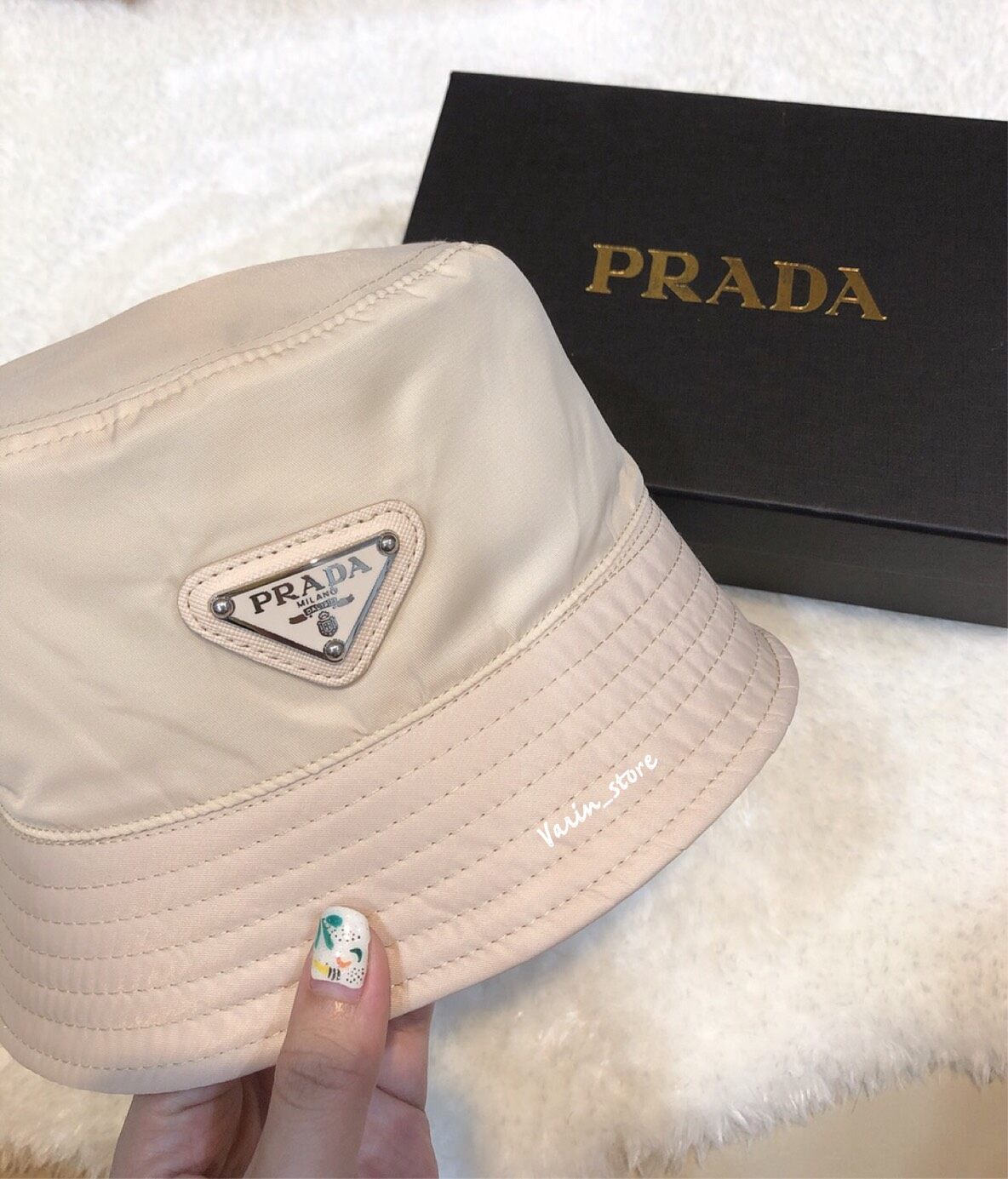 ้Hot new  ! หมวกPrada Bucket หมวกแฟชั่น งานดีที่ทุกคนต้องมีใส่ ดาราใส่เยอะมากกกก แบบจริง 1:1 แนะนำรีบมาซื้อกันด่วนน