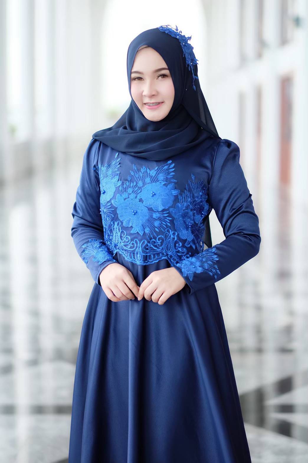ชุดเดรสมุสลิม ผ้าใส่สบาย 👉🏻 ผ้าซาร่า ซิปหลัง ซิปแขน ลูกไม้หรูหรา ปักมุข สวยงาม
