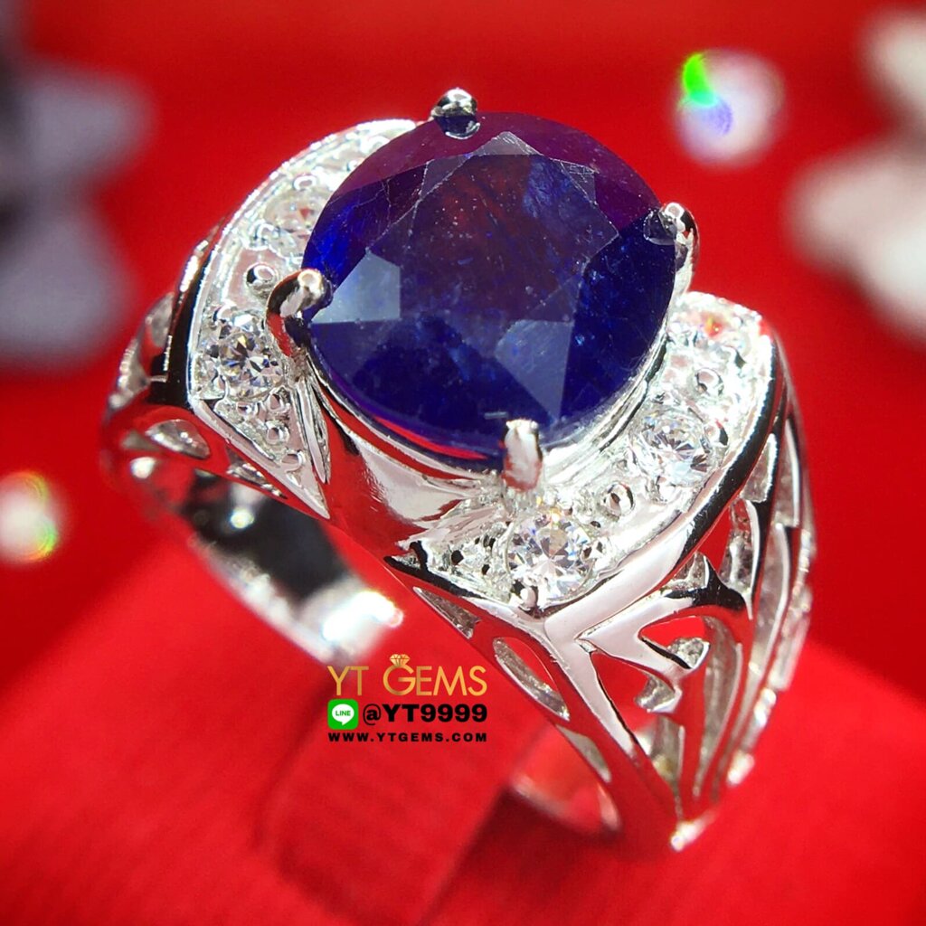 แหวนไพลิน ข้างเพชร แหวนเงินแท้ ชุบทองคำขาว พลอยไพลินแท้ YTG-1248 ราคา 6,980 บาท*ส่งฟรี