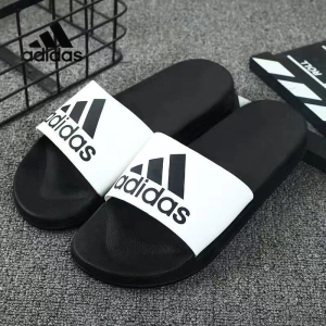 สินค้า 〖อย่างเป็นทางการของแท้〗ADIDAS Men\'s and Women\'s Sports Sandals T02 - The Same Style In The Mall