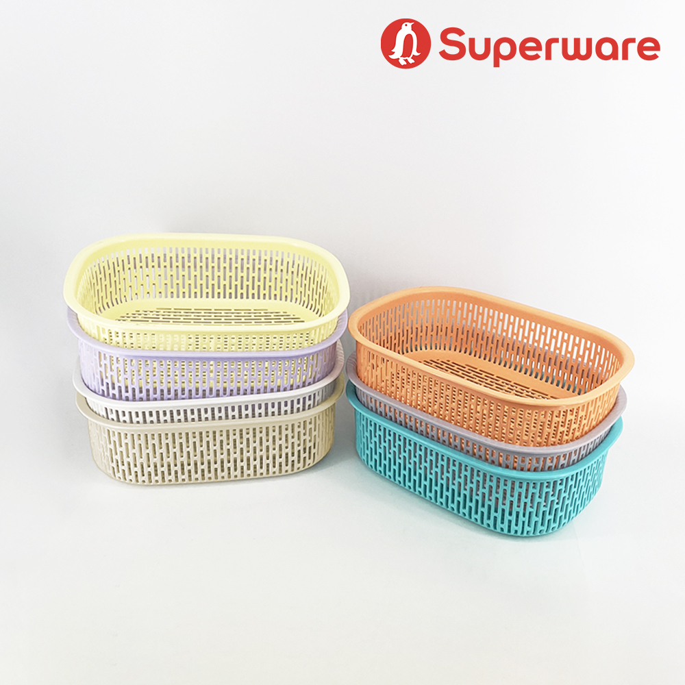 Srithai Superware ตะกร้าอเนกประสงค์รูปไข่แบบเตี้ย ตะกร้าพลาสติกทรงรี ตะกร้าใส่ของ/ใส่ผ้า/อุปกรณ์อื่นๆ รุ่น M-63 ราคา 65 บาท*ส่งฟรี