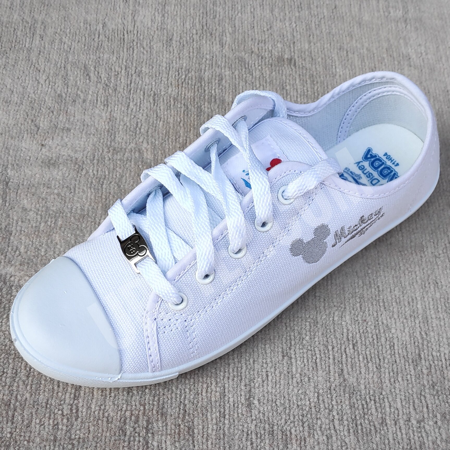 ADDA 41H04 รองเท้าผ้าใบนักเรียน Mickey Mouse รองเท้าพละ รองเท้าผ้าใบสีขาว