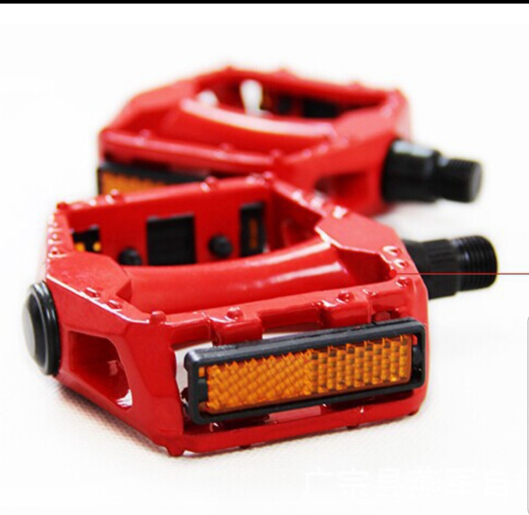 EOSM【ถูกๆ】Bike Pedals 1 คู่อะลูมิเนียมอัลลอยด์แบบพับได้คันเหยียบจักรยานมอเตอร์ไซค์กลางแจ้งขี่จักรยา แป้นเหยียบพลาสติกสำหรับจักรยานเสือภูเขา