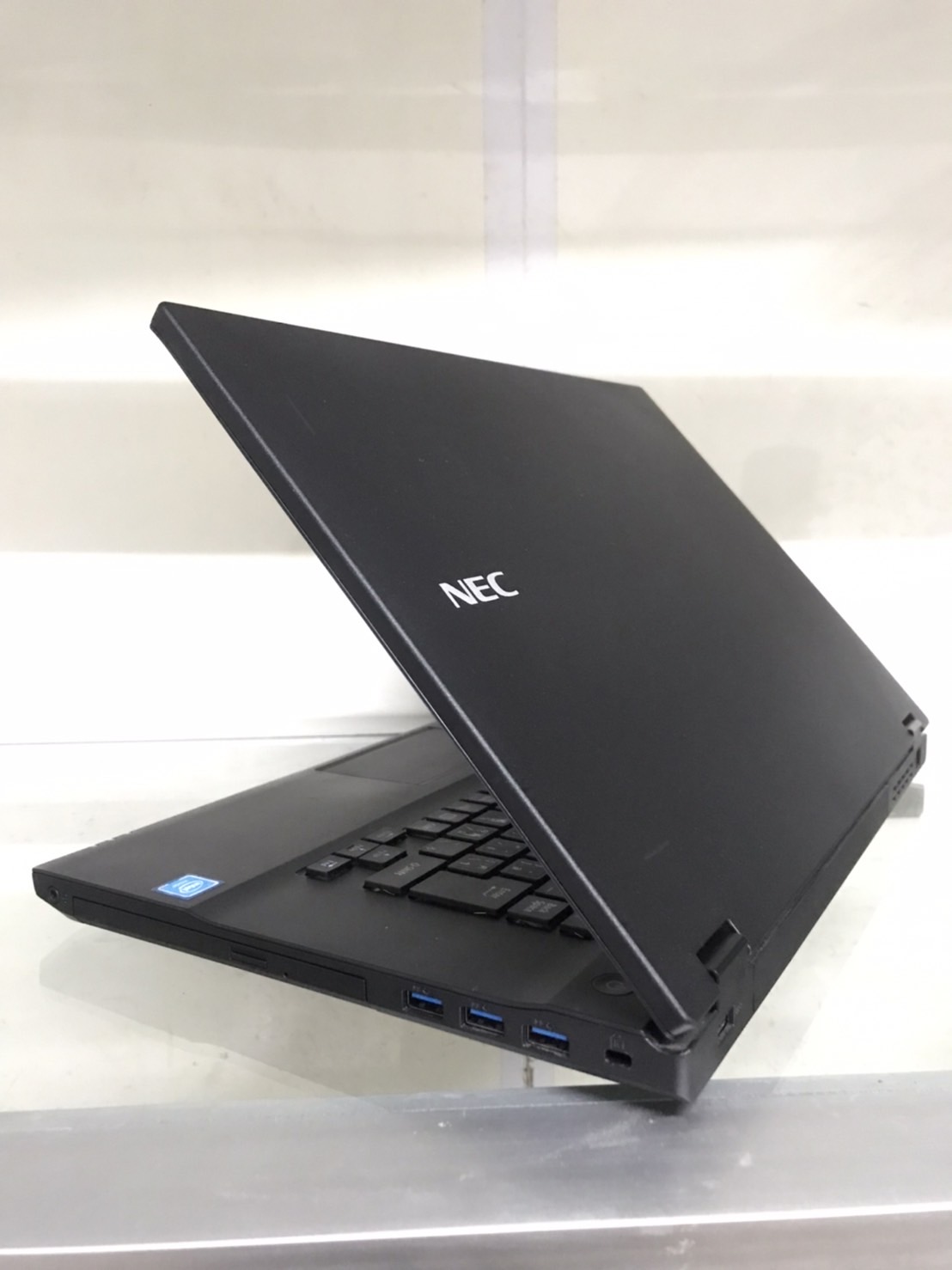 โน๊ตบุ๊คมือสอง NEC celeron รุ่น VK16EA-Y (RAM4GB HDD320)ขนาด15.6นิ้ว ราคา 2,790 บาท*ส่งฟรี