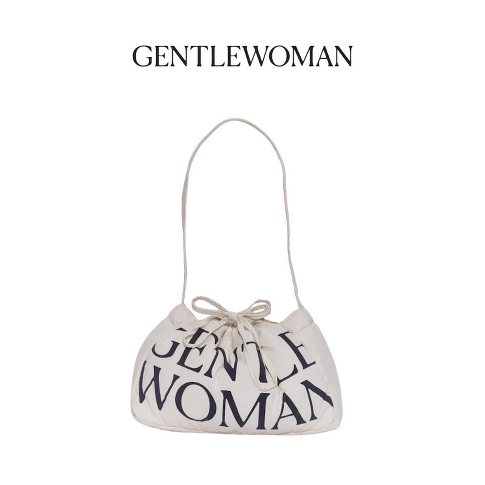 GENTLEWOMAN DUMPLING BAG CUSTARD CREAM คัสตาร์ดครีม แฟชั่นกระเป๋าสะพ ของผู้หญิง ถือสีขาวกระเป๋าแฟชั่น กระเป๋าทรงเกี๊ยว ราคา 1,699 บาท*ส่งฟรี