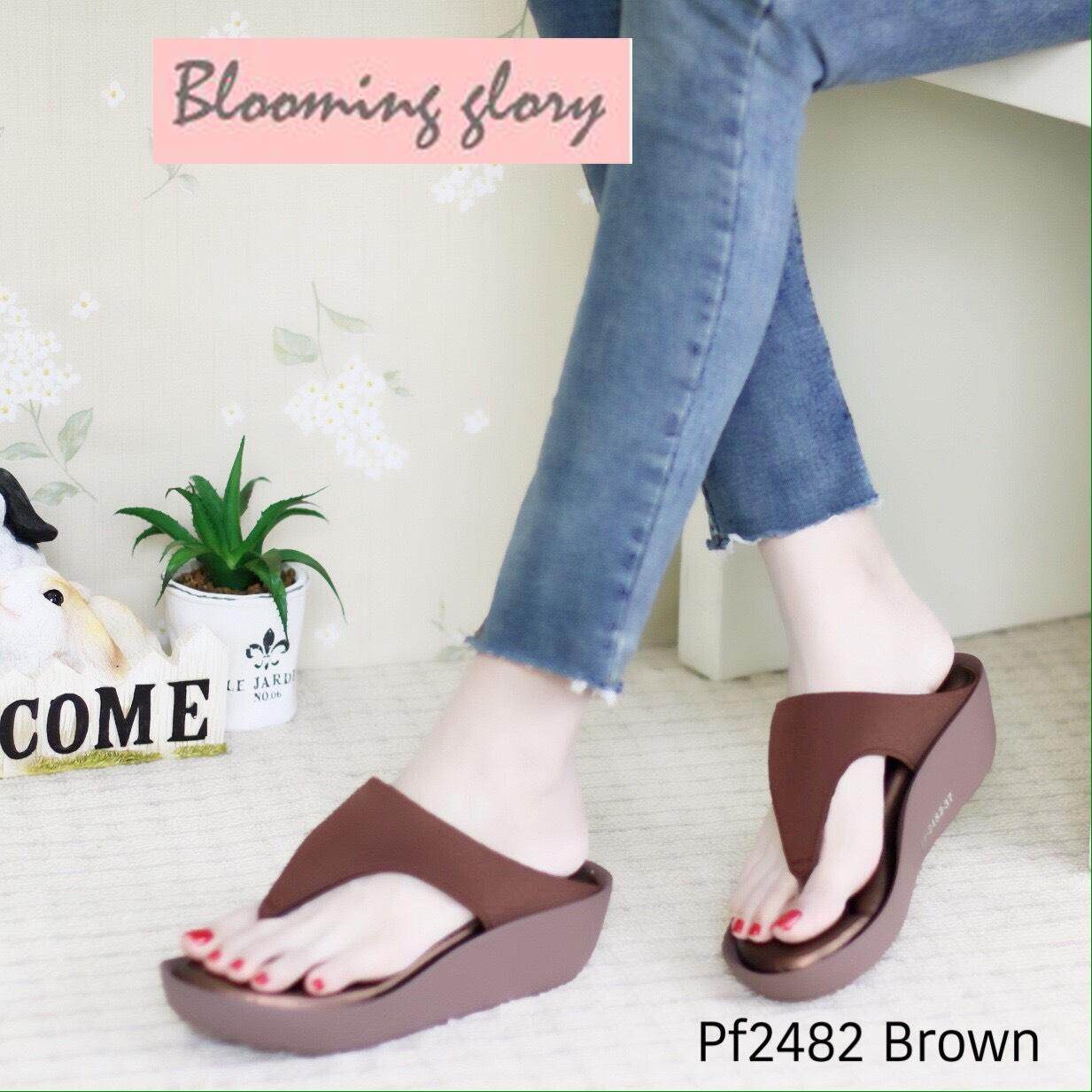 Blooming glory รองเท้าเพื่อสุขภาพ  นุ่มมาก เบา ใส่สบาย รุ่น PF2482