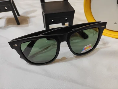 Shaoqin: sunglasses สีด memeber sunglasses motorcycle and dust protector UV