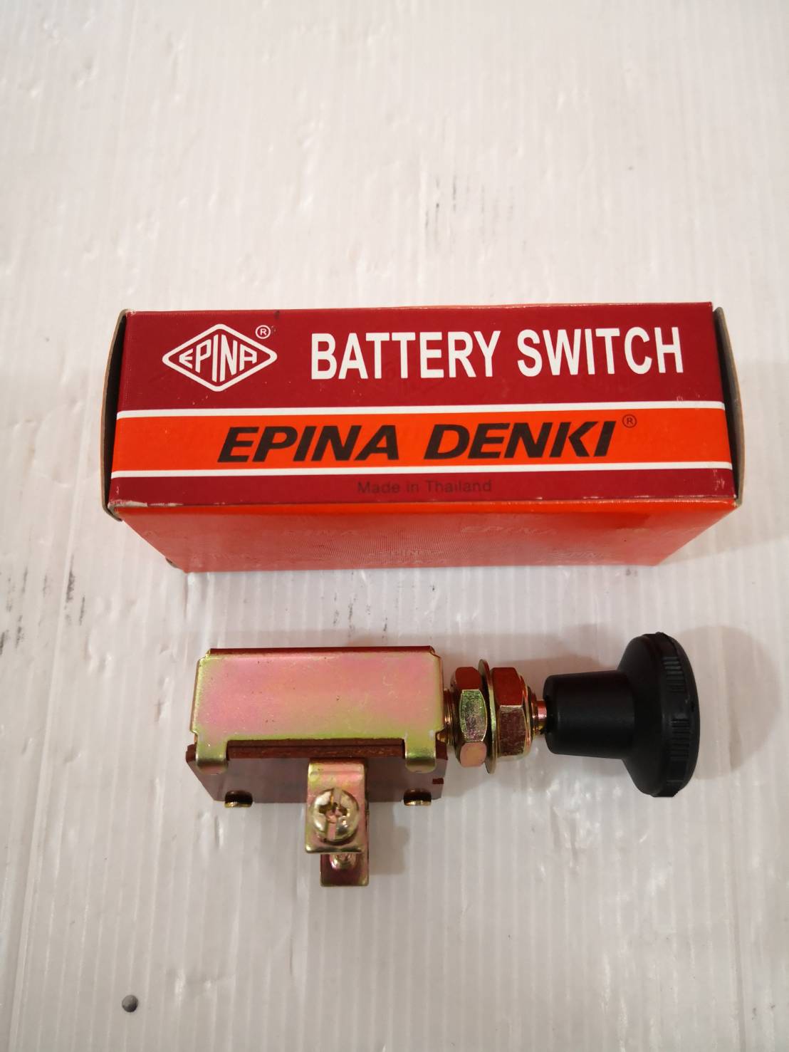 Switch สวิทซ์ไฟแบบดึง 1T หรือ 1จังหวะ ยี่ห้อ EPINA แท้ ต่อเปิดปิดไฟตาหรือไฟสปอร์ตไล้ ใช้ได้ทั้งไฟ12Vและ24V รับประกันโดย สยามแบตเตอรี่