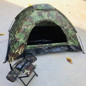 ภาพหน้าปกสินค้าเต้นท์สนาม นอนได้2คน เต้นท์ทหารลายพราง เต็นท์แคมปิ้ง  Tent field can sleep 2 people Military tent camouflage Camping tents ที่เกี่ยวข้อง