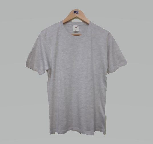 เสื้อยืดคอกลมสีพื้น Fruit of the Loom CLASSIC T-Shirt