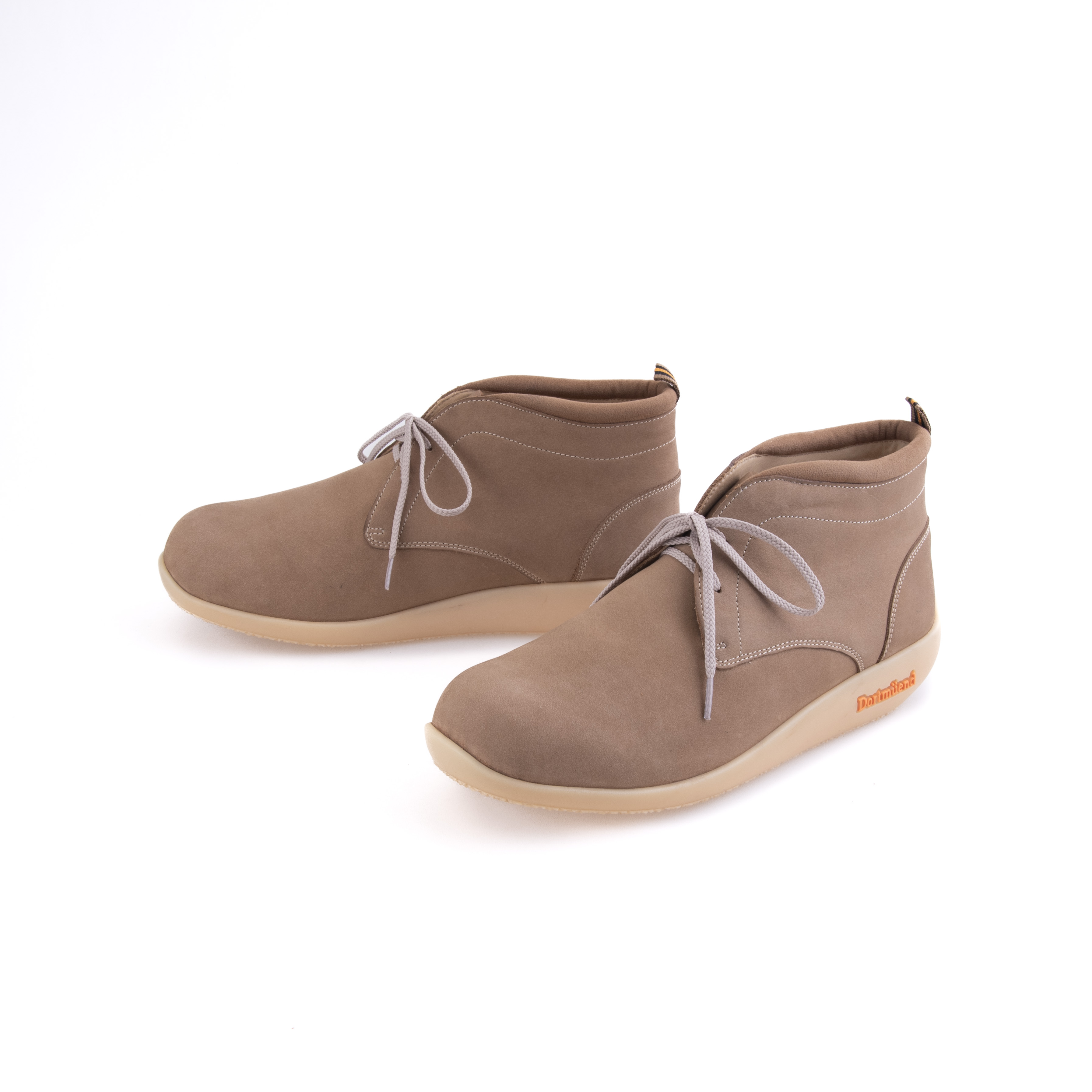 JS881 Camel Dortmuend Chukka Boots The Most Recommended by Physicians ราคา 5,265 บาท*ส่งฟรี