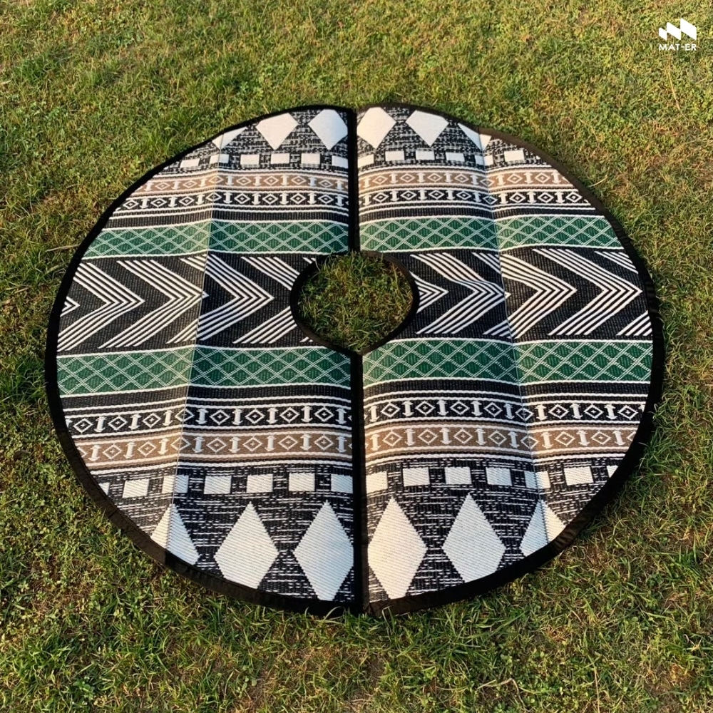 Mat-Er Bbq Party Mat (200X200 Cm.) Grilled Pork Matting (Cooking Mat) and Donut Matting (Baking Mat) Have a Hole in the Middle, Can Be Used as a Stove, Are Waterproof, and Do Not Absorb Dust. ราคา 1,590 บาท*ส่งฟรี