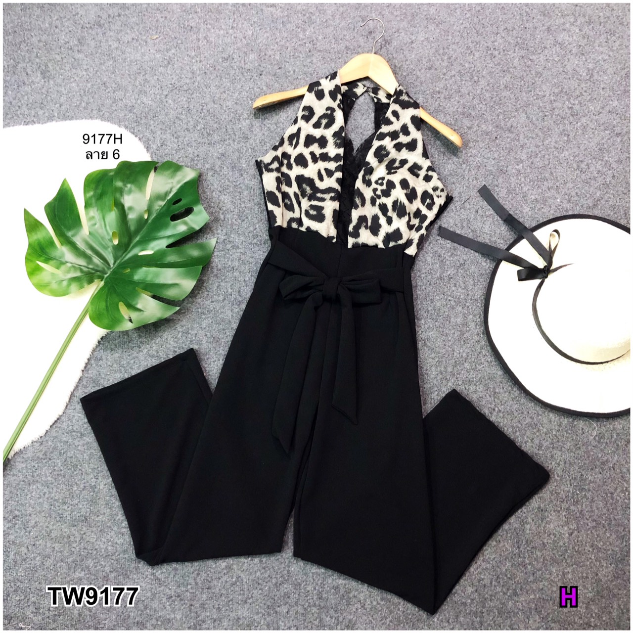 J9177 Jumpsuit จั๊มสูท ลายเสือ ขายาว Leopard print jumpsuit, long leg