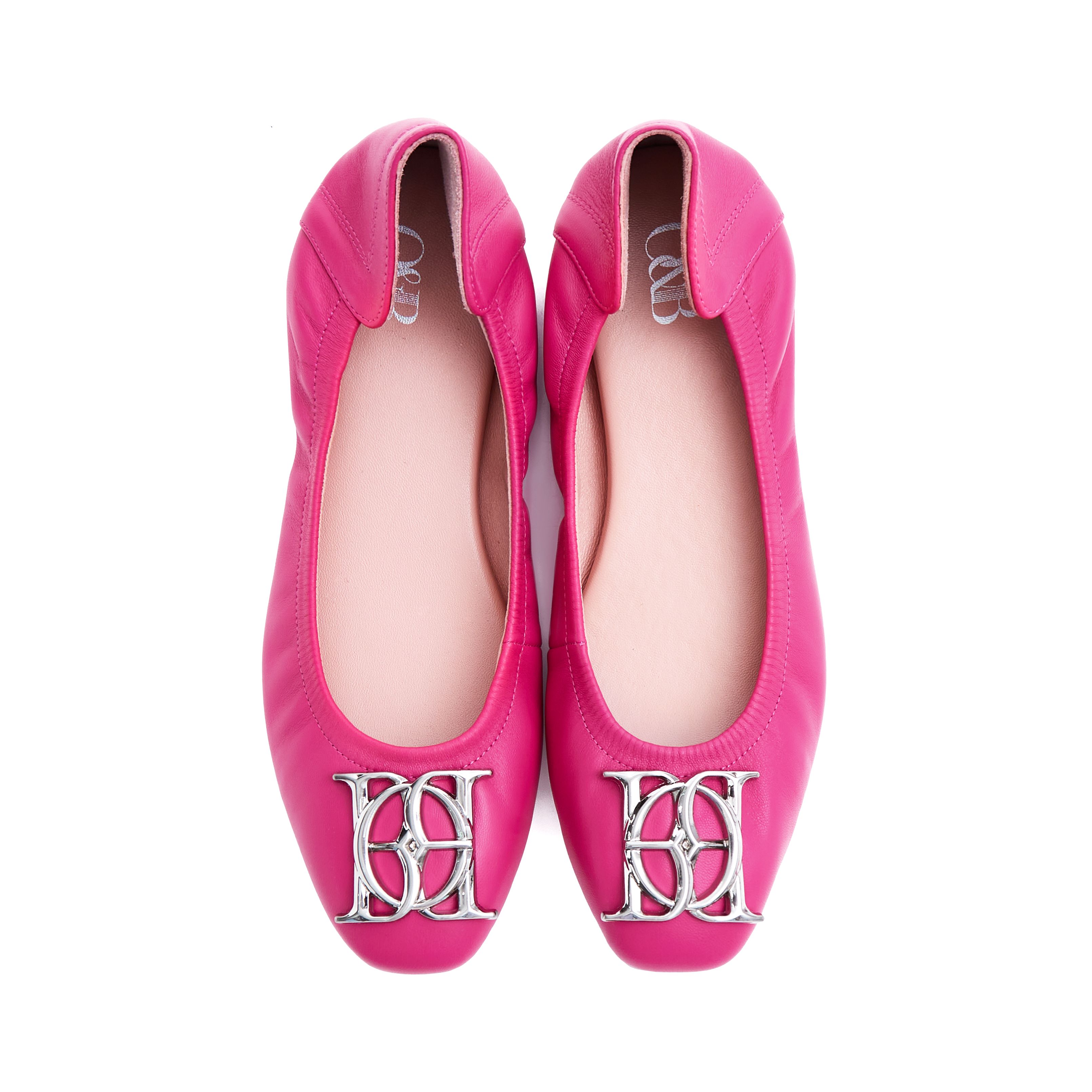 O&B รองเท้าหนังแกะ รุ่น AUDREY CREST IN HOT FUCHSIA-11087CS36625F_S4PIXX ราคา 3,990 บาท*ส่งฟรี