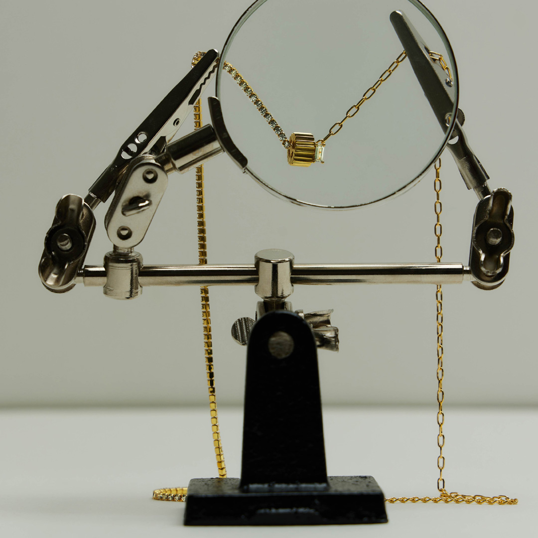 SWAN - ATHENA BAGUETTE NECKLACE สร้อยคอเงินแท้พร้อมจี้ ฝังเพชรคิวบิกเซอร์โคเนีย ราคา 2,490 บาท*ส่งฟรี