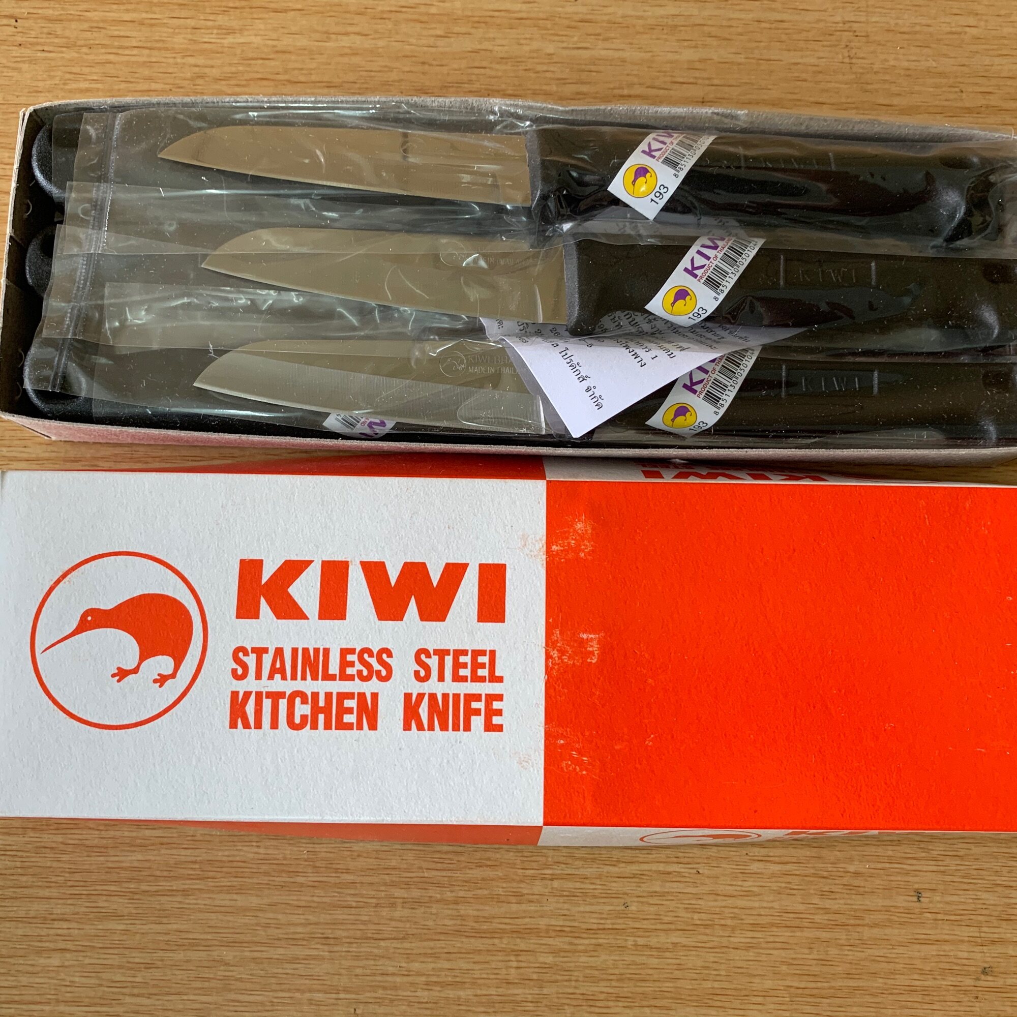 (12เล่ม/กล่อง) มีด Kiwi รุ่น 193 ยาว 3 นิ้ว Kiwi no.193 มีดทำครัว มีดปลอกผลไม้ มีดหั่น ทำจากสแตนเลสแท้ 12 ชิ้น
