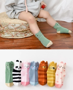 สินค้า ถุงเท้าเด็กลายสัตว์น่ารัก มีกันลื่น ถุงเท้าเด็กแรกเกิด0-3ปี