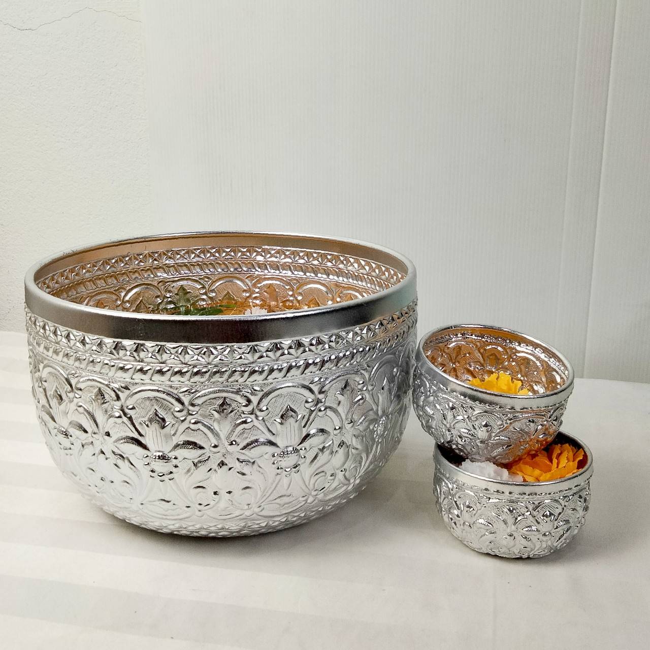 1 set of 3 pieces, 8.5 inches, 3 inches, 2 pieces of aluminum large ราคา 295 บาท*ส่งฟรี