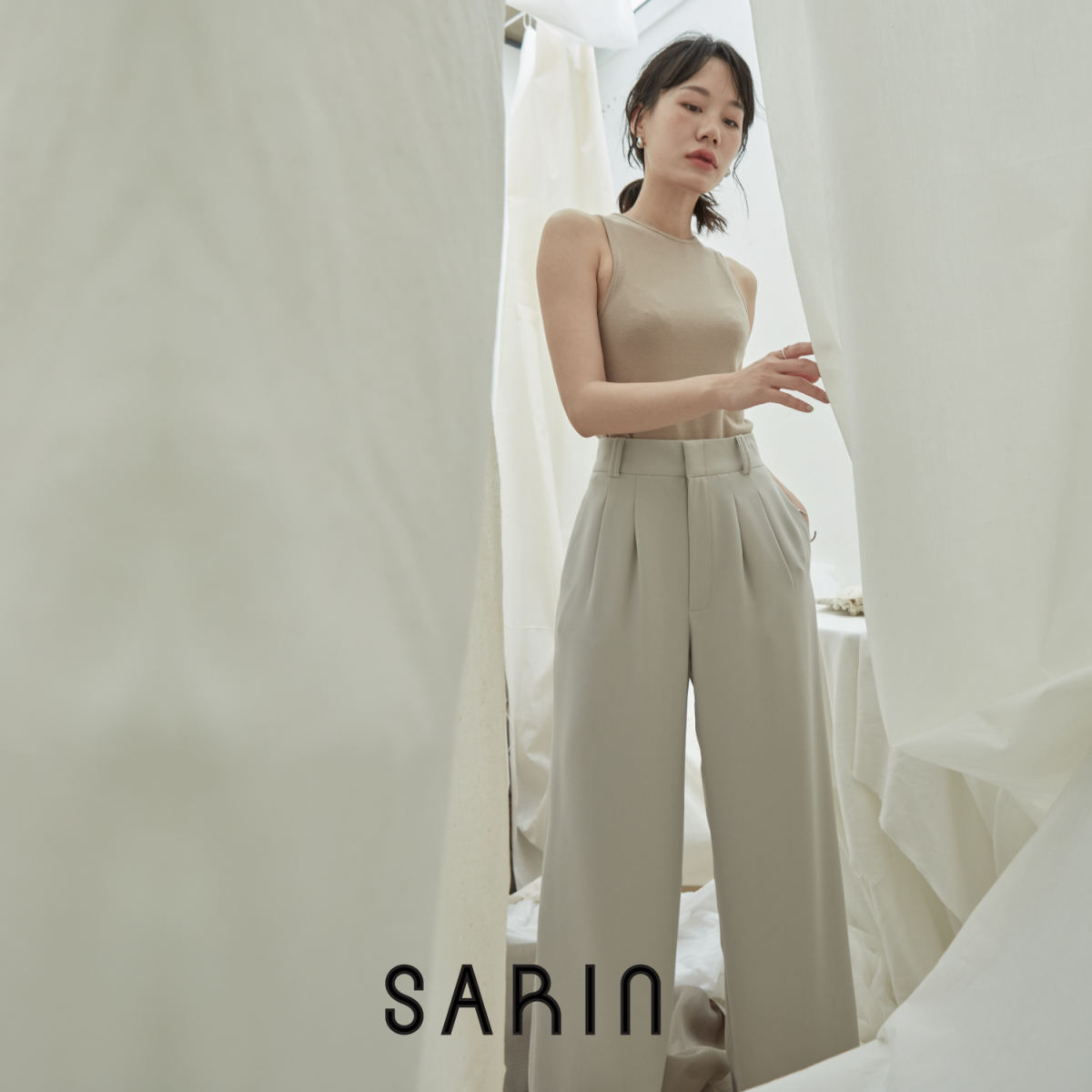 Sarin Walking Wild Pants  กางเกงขายาว ทรงพริ้ว