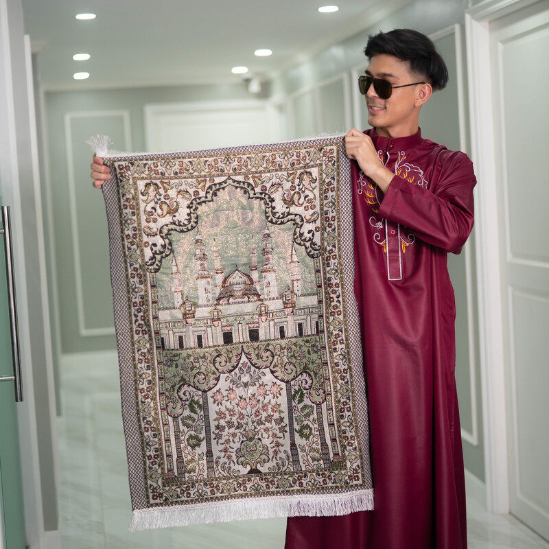 PU62ผ้าปูละหมาดแบบพกพา ขนาด(size)  ยาว107 เซนติเมตร  กว้าง 71 เซนติเมตร อิสลาม ผ้าปูละหมาดสำหรับมุสลิม  ละหมาด มุสลิม อิสลาม เสื้อผ้ามุส