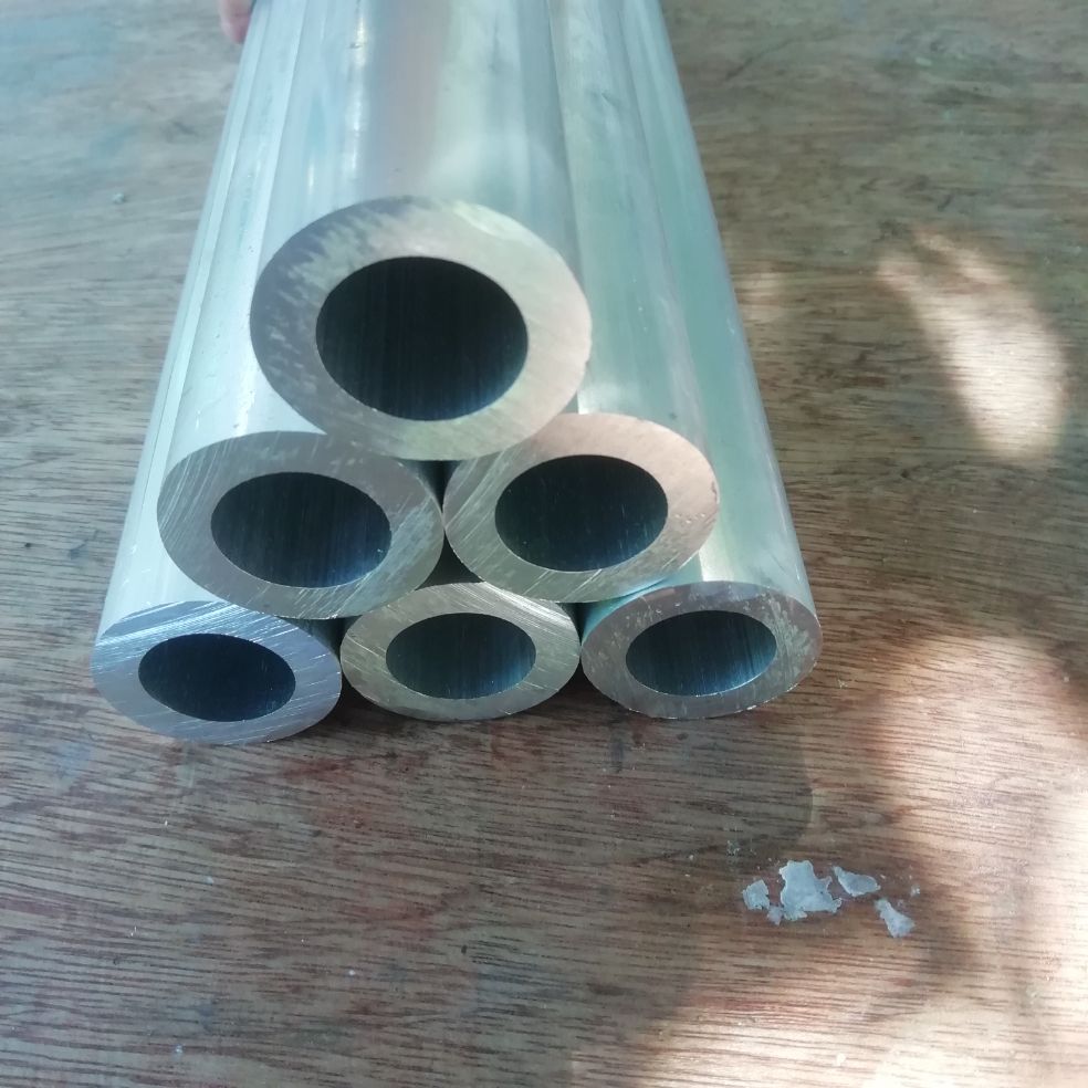 aluminum pcp​ ท่ออลูมิเนียมไม่มีตะเข็บ รูใน 20 mm.โตนอก 32 mm ยาว 59.8 cm.