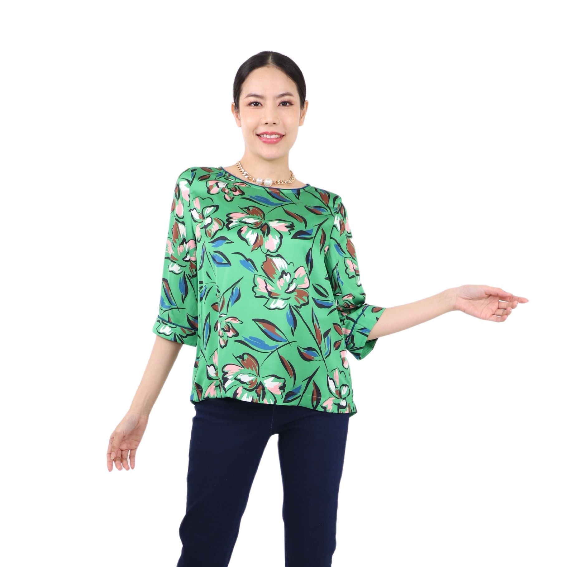 ITOKIN เสื้อผ้าซาตินพิมพ์ลาย W5B086 ราคา 900 บาท*ส่งฟรี
