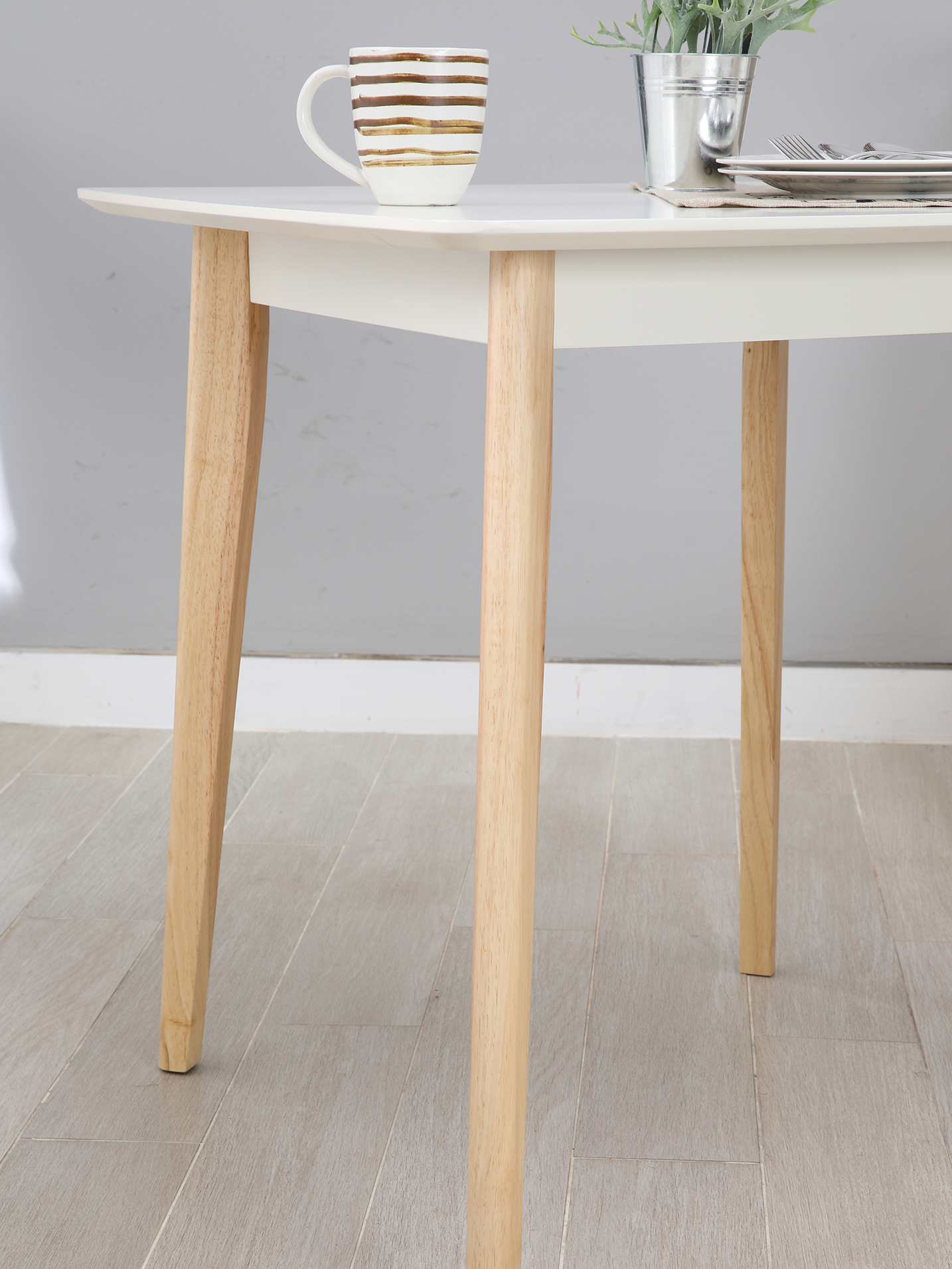 INDEX LIVING MALL ชุดโต๊ะอาหารไม้ รุ่นมาวิน/L (โต๊ะ1 + เก้าอี้2) - ลายไม้ธรรมชาติ/ขาว
