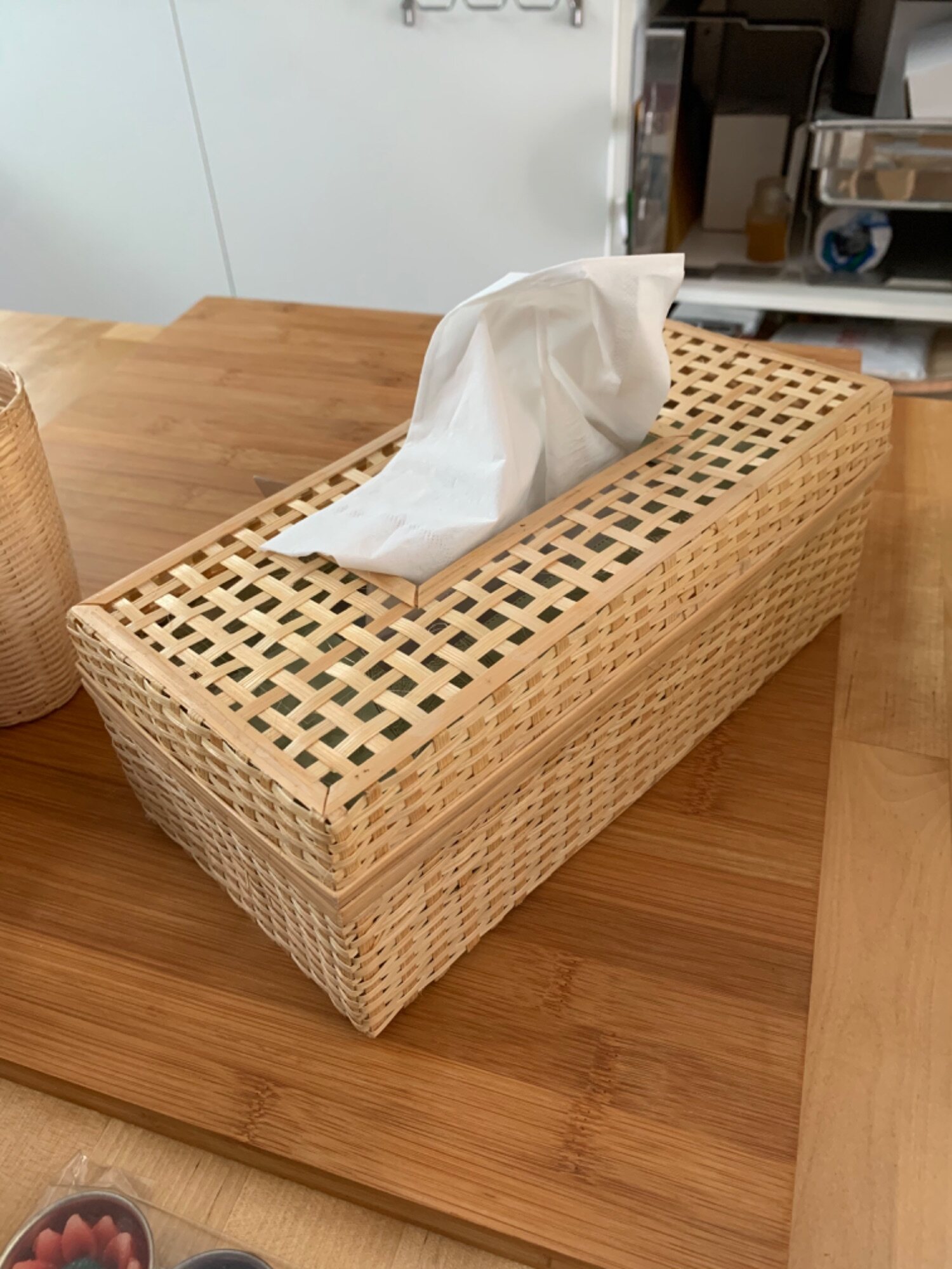 กล่องทิชชู่ไม้ไผ่สาน วัสดุจากธรรมชาติ  Bamboo wicker tissue box