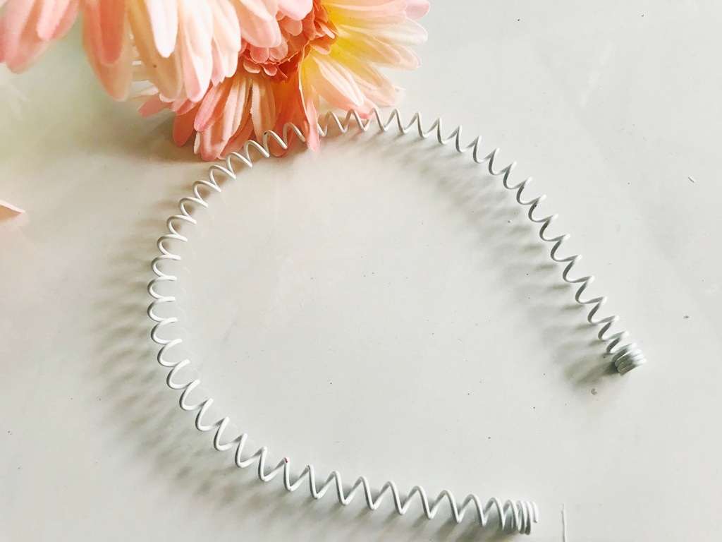 ที่คาดผมเหล็ก (พร้อมส่ง) ที่คาดผมผู้ชาย ที่คาดผม คาดผมลวดสีดำ Metal Teeth Comb Woman Hairband Hair Hoop Headband Fashion wave Mens Women Unisex Black Wavy Hair Head Hoop Band Sport  hair accessories