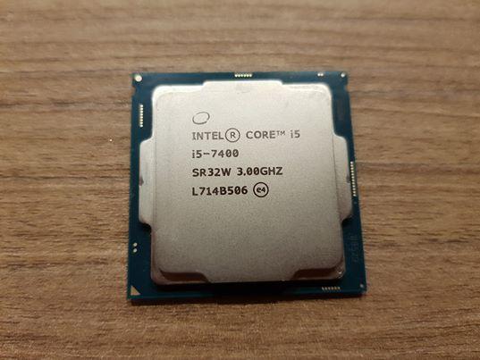 LGA 1151 CPU I5-7500 3.4 GHz CORES : 4 THREADS : 4