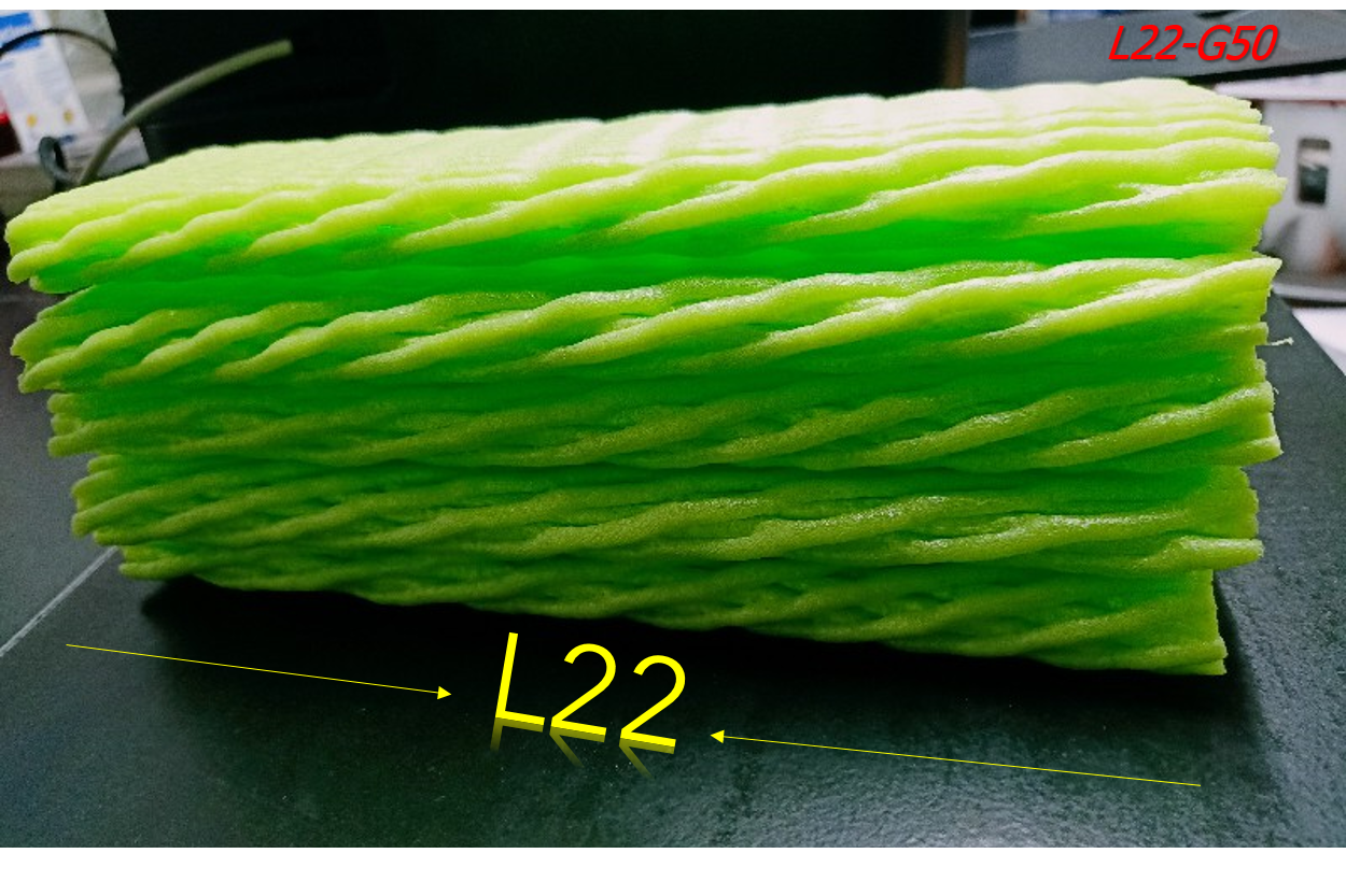 โฟมตาข่ายห่อผลไม้ โฟมกันกระแทก ขนาด L22cm.  (เส้นใหญ่) บรรจุ 50 ชิ้น (เขียว)