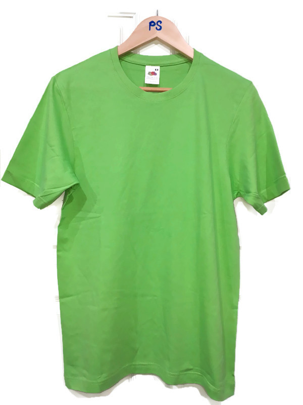 เสื้อยืดคอกลมสีพื้น Fruit of the Loom CLASSIC T-Shirt