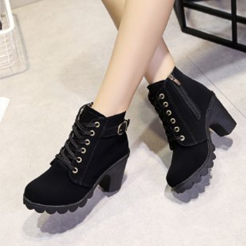 LISA store Women's bootsรองเท้าบูทผู้หญิงคุณภาพสูงสไตล์อินเทรนด์รองเท้าส้นสูง6-8CM