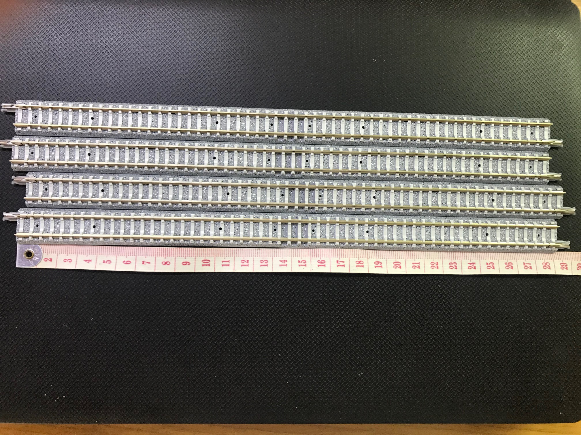 Tomix 1012 280mm Light Grey  Straight Track S280-PC (4 pieces) (N scale)
