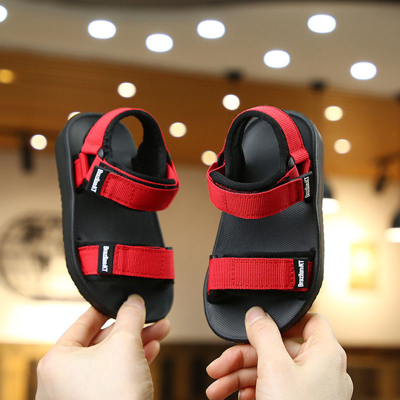รองเท้าเด็ก รองเท้ารัดส้น ไซส์เด็กเล็ก ไซส์เด็กโต 24 - 35 BY Moakis