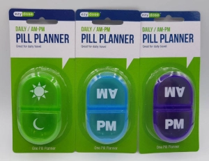 ภาพหน้าปกสินค้าDaily AM/PM Pill Planner ตลับใส่ยา 2ช่อง เช้า-เย็น 1ชิ้น (คละสี) ที่เกี่ยวข้อง