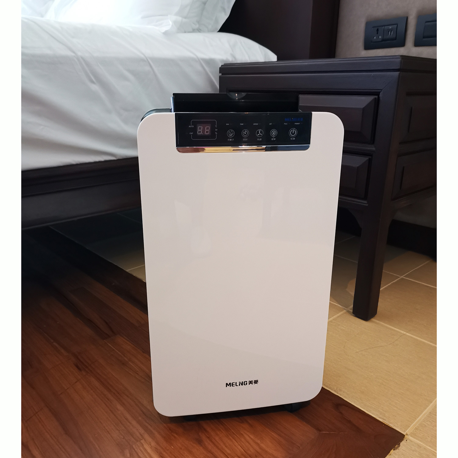 Dehumidifier เครื่องลดความชื้น เครื่องดูดความชื้นในอากาศ