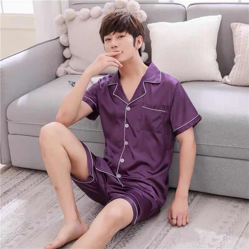 Sky mirror-SHOP ชุดนอนแฟชั่นเกาหลี，สีล้วน Menผ้าซาติน 【เสื้อแขนสั้น+กางเกงขาสั้น】