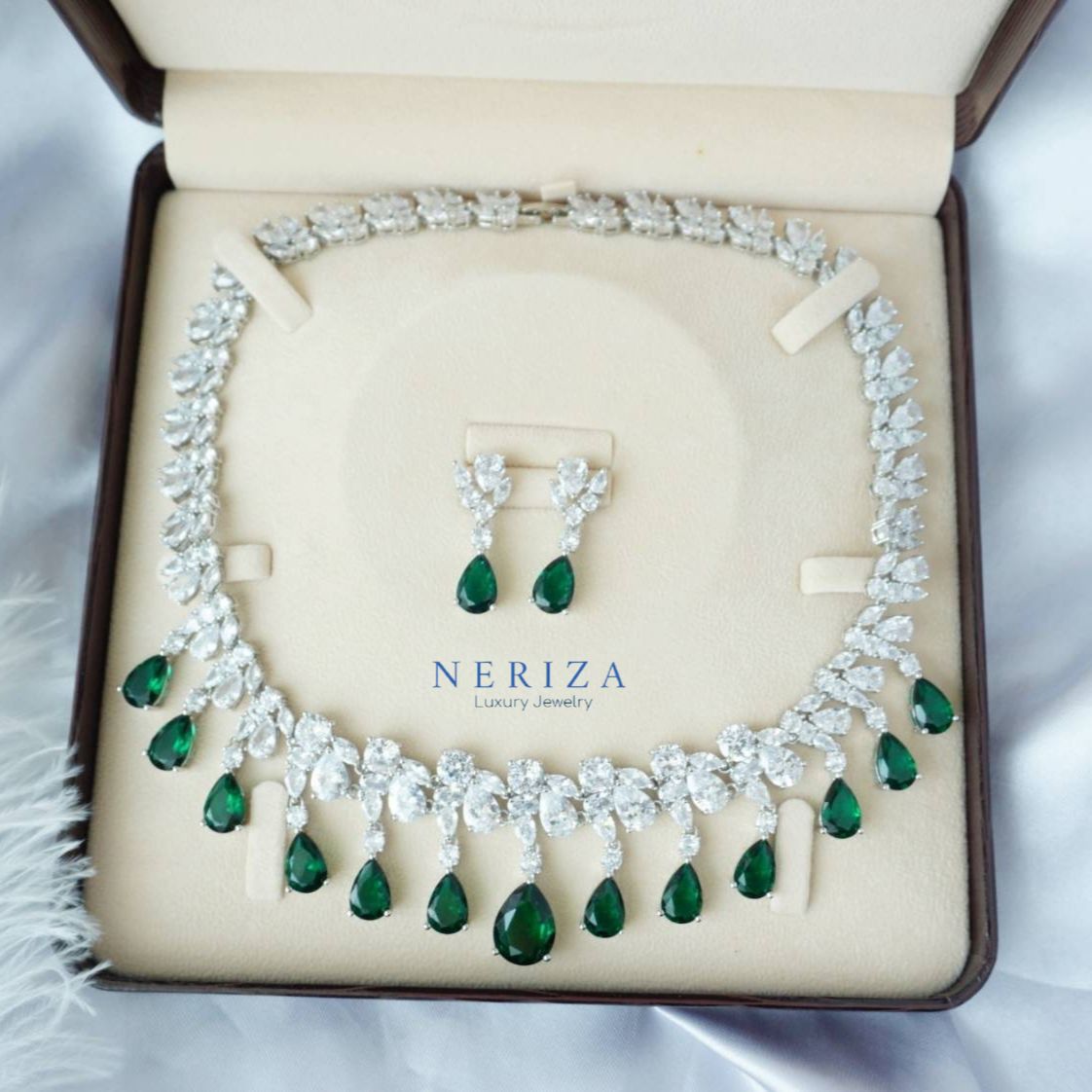 Neriza Jewelry/ชุดเครื่องประดับเพชรสังเคราะห์ประกายเทียบเท่าเพชรแท้ จัดส่งพร้อมกล่อง NZC017 ราคา 3,041 บาท*ส่งฟรี