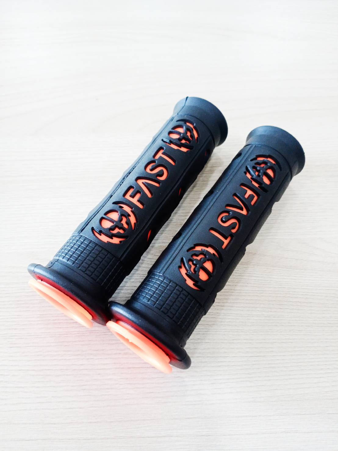 ปลอกแฮนแต่งสี2T Fast ปลายเปิด//อุปกรณ์แต่งรถ