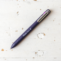 Pentel iZee 4in1 ปากกาลูกลื่น เพนเทล 4 ระบบ หมึก 4 สีในด้ามเดียว 0.7mm BXC467