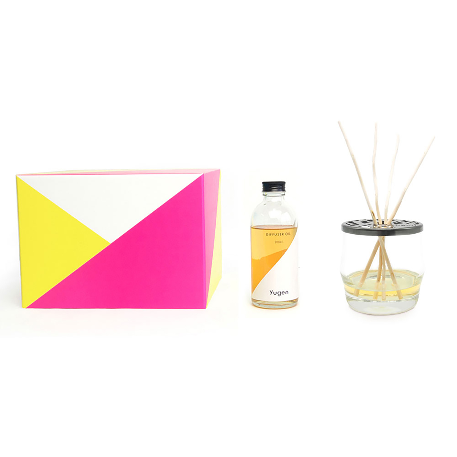 Yugen ชุดก้านไม้กระจายกลิ่นหอม กลิ่นอินสไปร์ (Yugen - Reed Diffuser 200 ml Set / Scent : INSPIRE) ราคา 2,950 บาท*ส่งฟรี