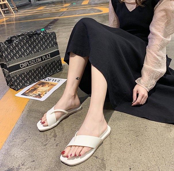 รองเท้าผู้หญิง รองเท้าแตะแฟชั่นแบบสวม รองเท้าแตะเกาหลี มี4สี รองเท้าแตะผู้หญิง