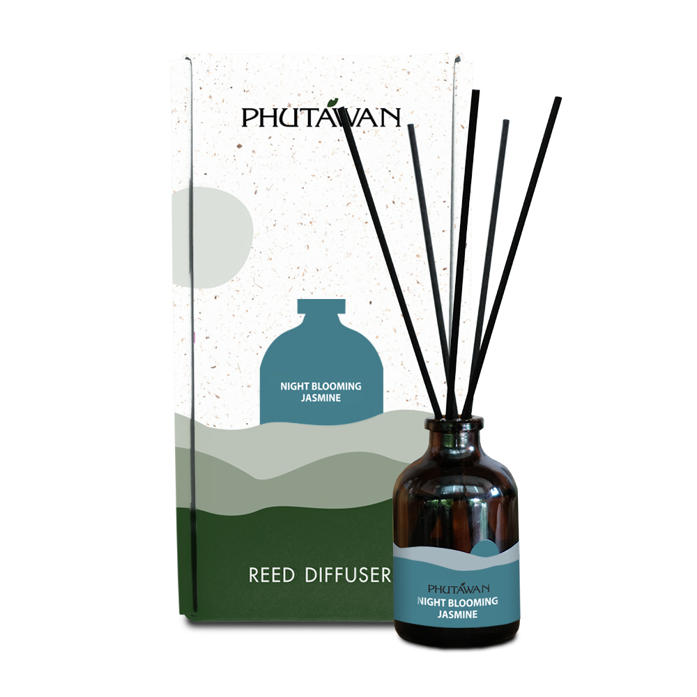 Phutawan Reed Diffuser ภูตะวัน ก้านไม้หอมปรับอากาศขนาด50 ml ใช้งานได้ประมาณ 1 เดือน (แบบรวมทุกกลิ่น)
