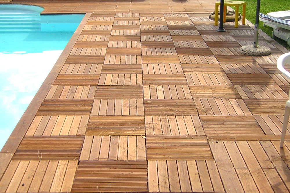 พื้นระเบียงไม้สัก Teak wood deck floor (size 30x30x2 sm) Outdoor flooring