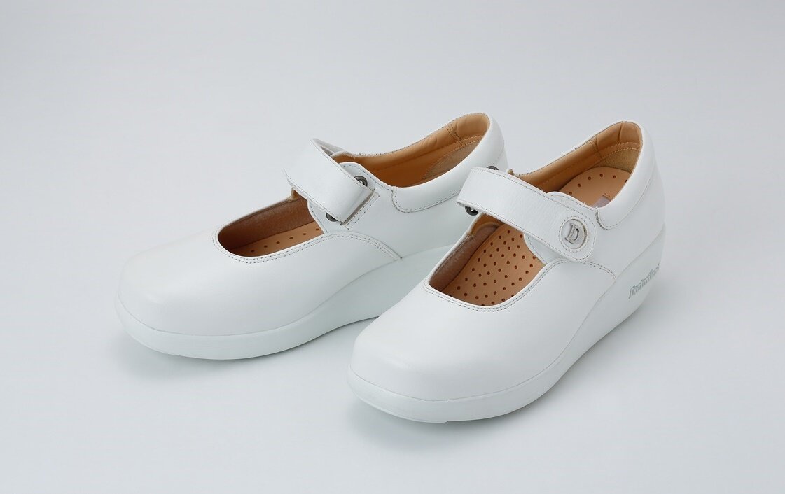 Js903-White Dortmuend Proseries รองเท้าหนังหุ้มส้น รองเท้าสุขภาพ รองเท้าหมอ รองเท้าพยาบาล รองเท้าครู รองเท้าเชฟ รองเท้าเดินนาน ยืนนาน. 